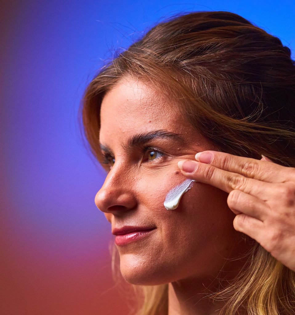 Creme de ácido hialurônico para finalizar rotinas de skincare com FPS 90
